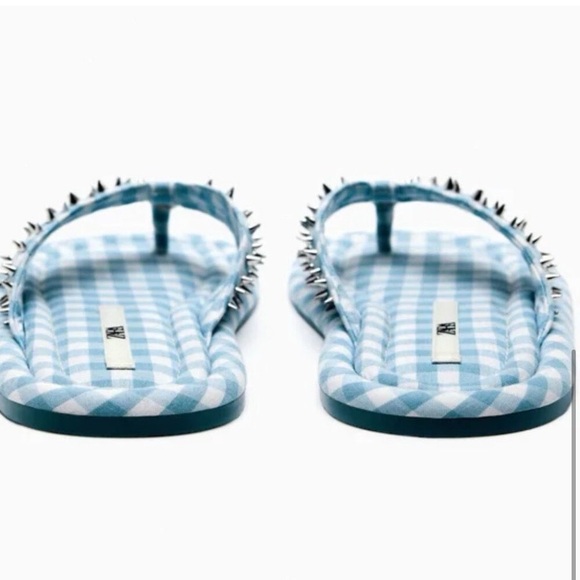 🩵 ZARA BLUE WHITE GINGHAM STUDDED FLIP FLOPS! - Picture 15 of 16